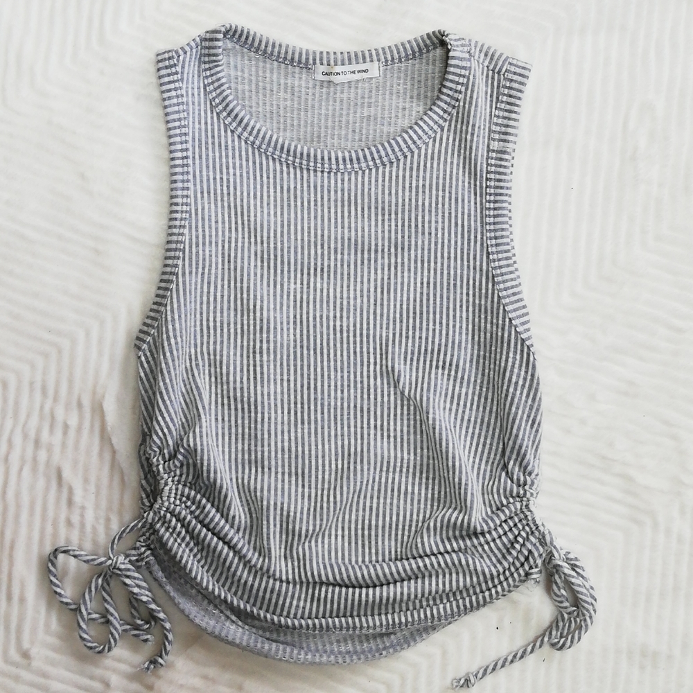 Tank with drawstrings - Picture 4 of 5
